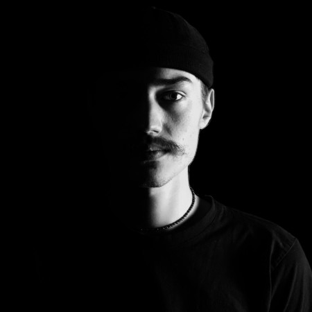 Ynk